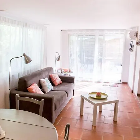 Apartment L'olivier - T2 Proche Saint-raphael *